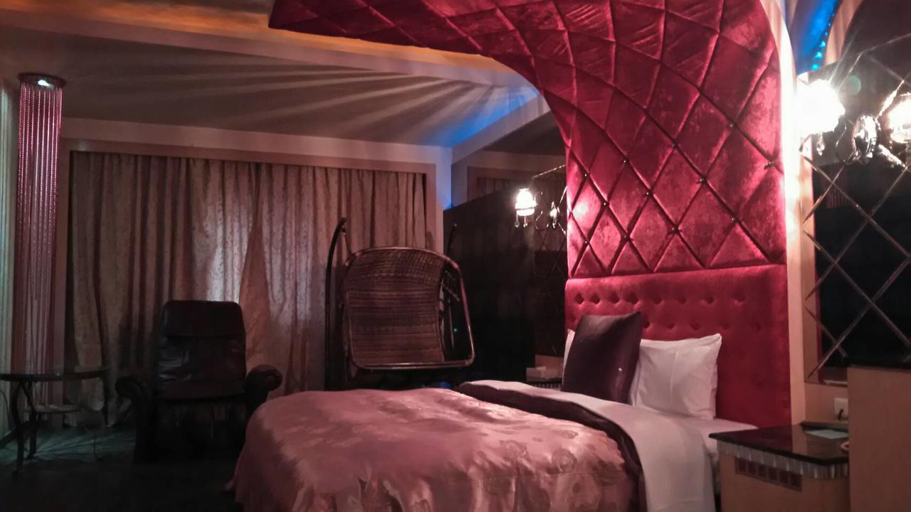 Michelle Motel Taichung Eksteriør bilde