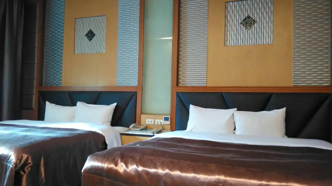 Michelle Motel Taichung Eksteriør bilde